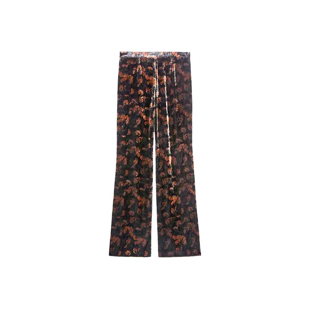 Mid-rise velvet pants.